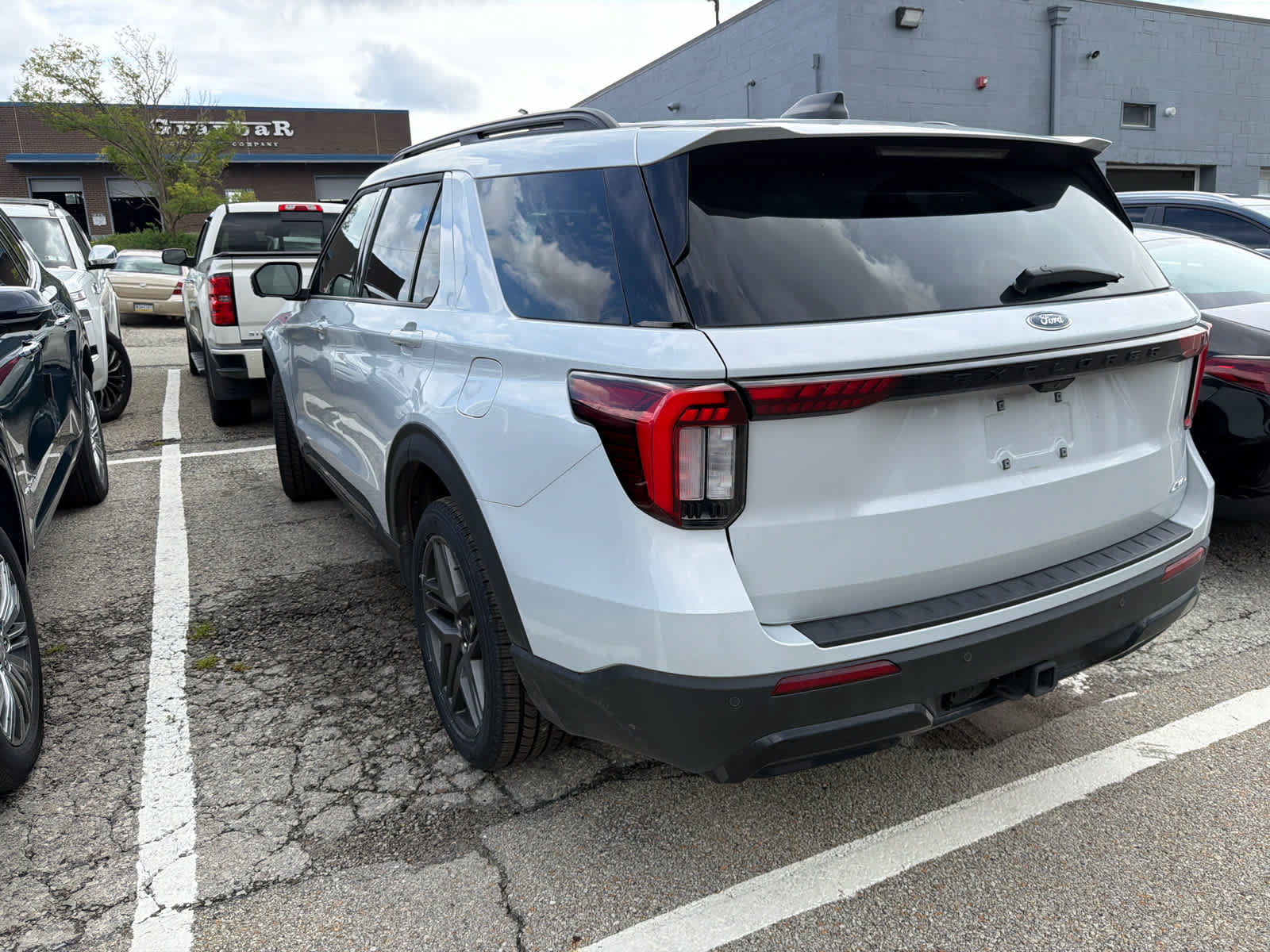 Certified 2026 Ford Explorer ST-Line w/ ST-Line Street Pack AWD/4WD image 10