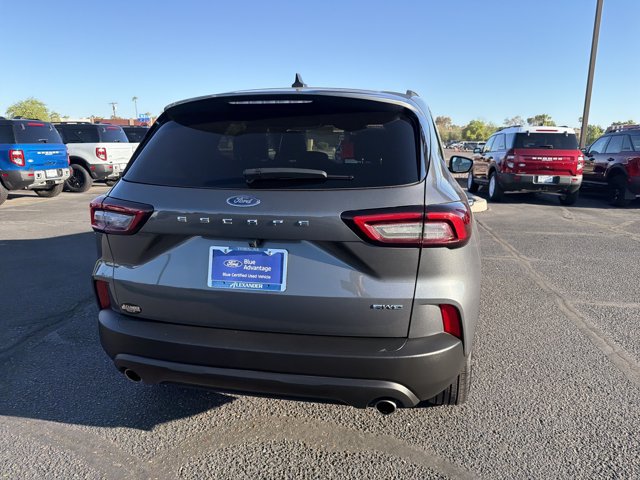 Certified 2025 Ford Escape ST-Line Select AWD/4WD image 6