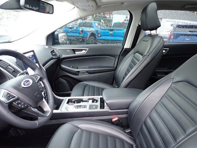 Certified 2024 Ford Edge SEL w/ Convenience Package image 16