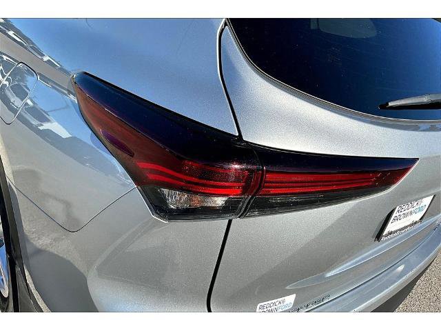 Used 2024 Toyota Highlander LE image 22