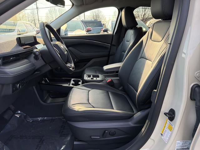 Certified 2025 Ford Mustang Mach-E Premium image 15
