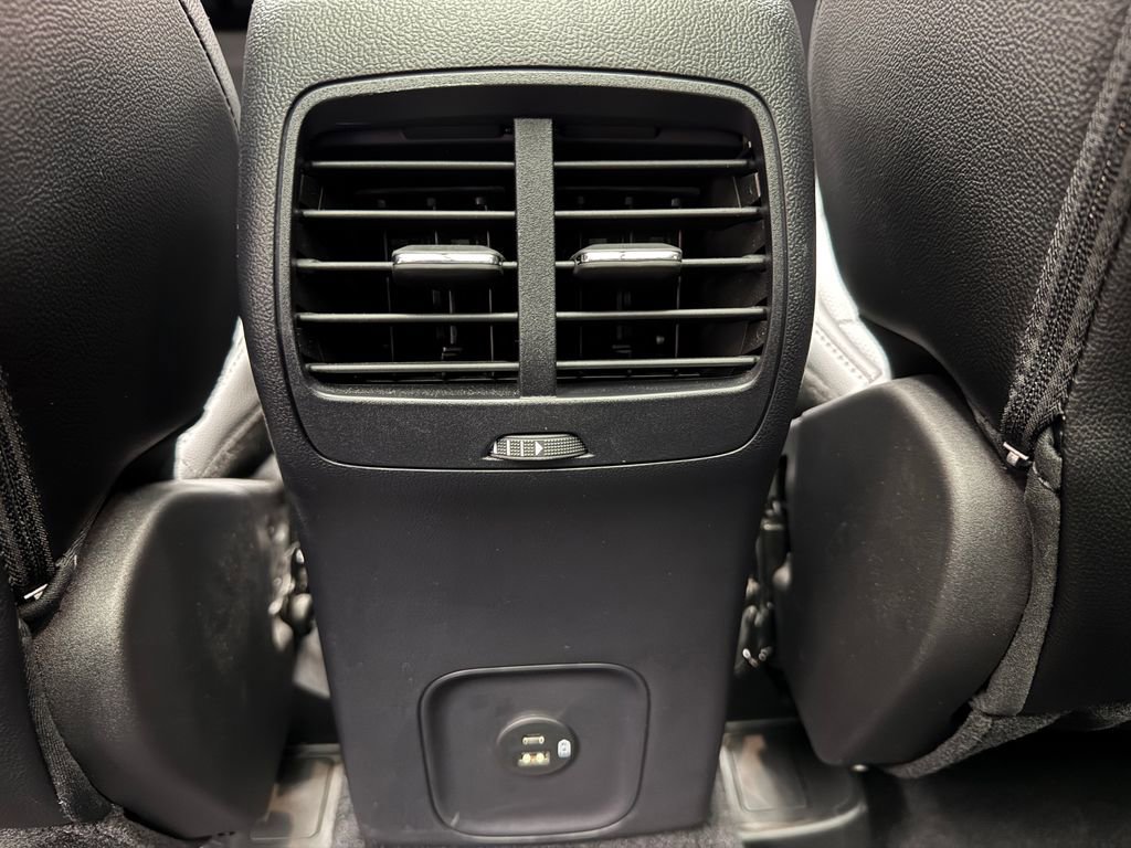 Certified 2022 Ford Escape SEL image 29