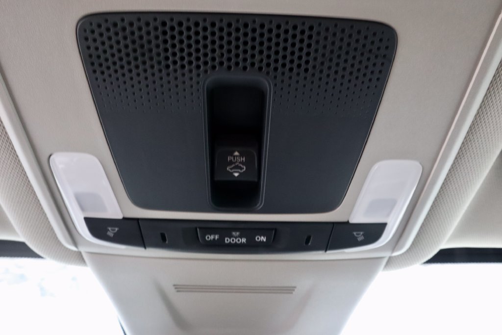 Used 2025 Honda CR-V EX-L image 32
