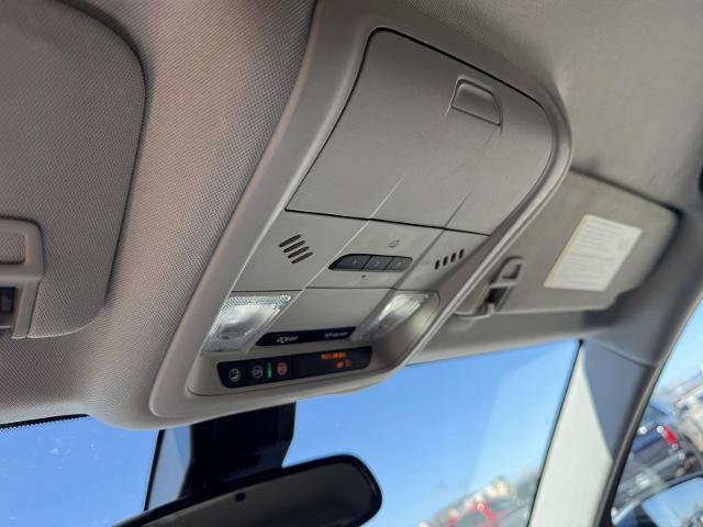 Used 2024 GMC Terrain Denali image 27