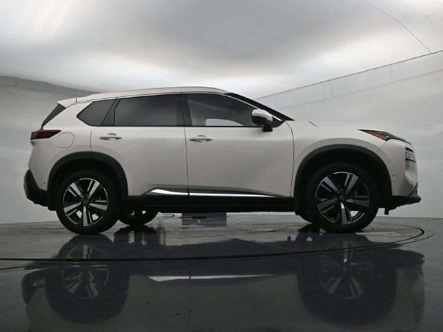 Used 2023 Nissan Rogue SL w/ SL Premium Package AWD/4WD image 39