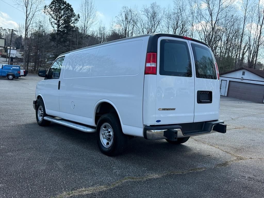 Used 2024 Chevrolet Express 2500 w/ Driver Convenience Package image 6