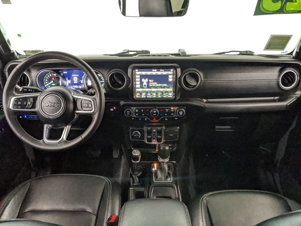 Used 2023 Jeep Wrangler Unlimited Sahara w/ Cold Weather Group image 7