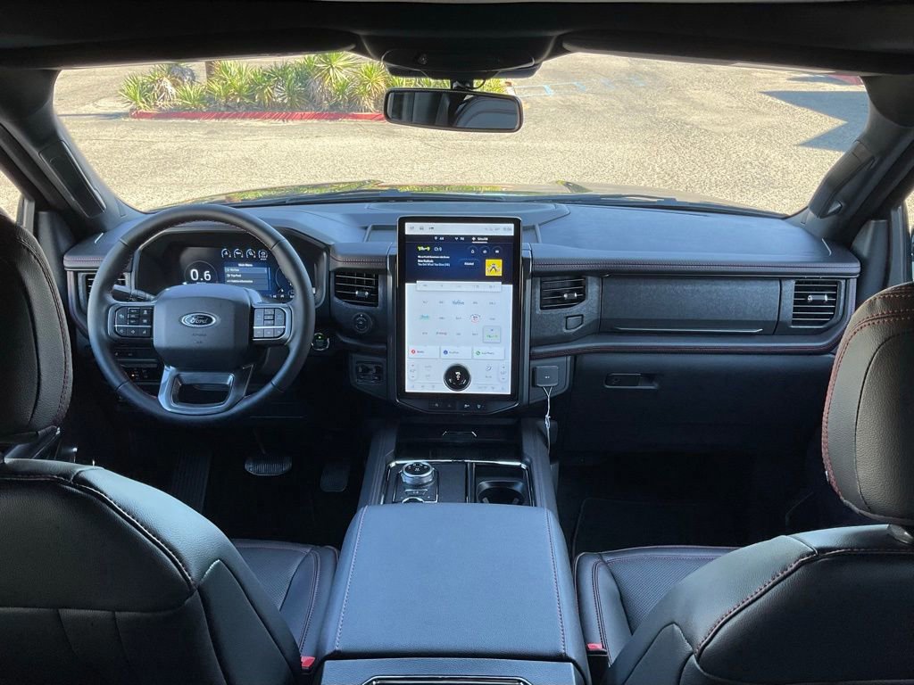 Certified 2024 Ford Expedition Limited image 33