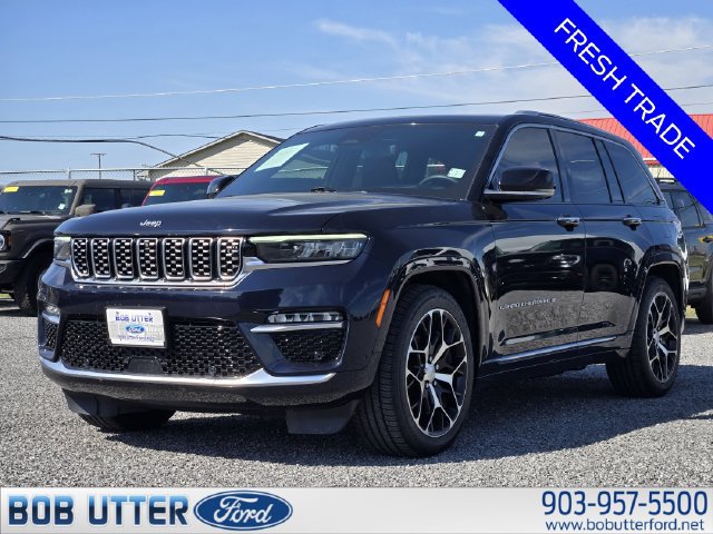 Used 2024 Jeep Grand Cherokee Summit AWD/4WD image 4
