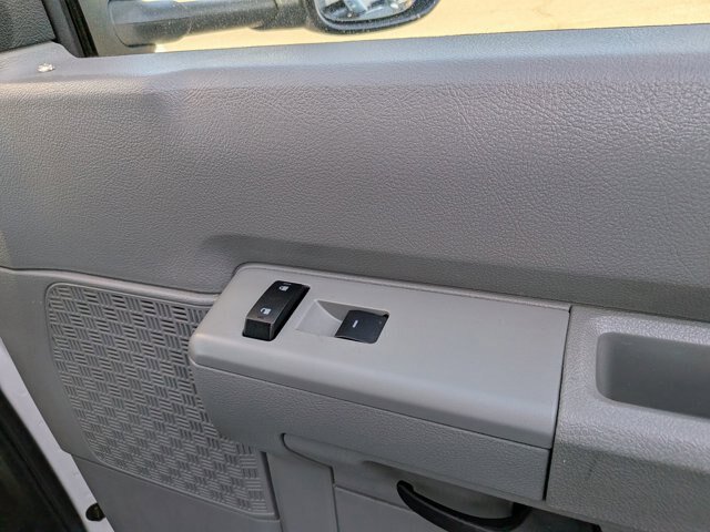 Certified 2024 Ford E-450 and Econoline 450 Super Duty w/ Power Windows & Locks Group RWD image 26