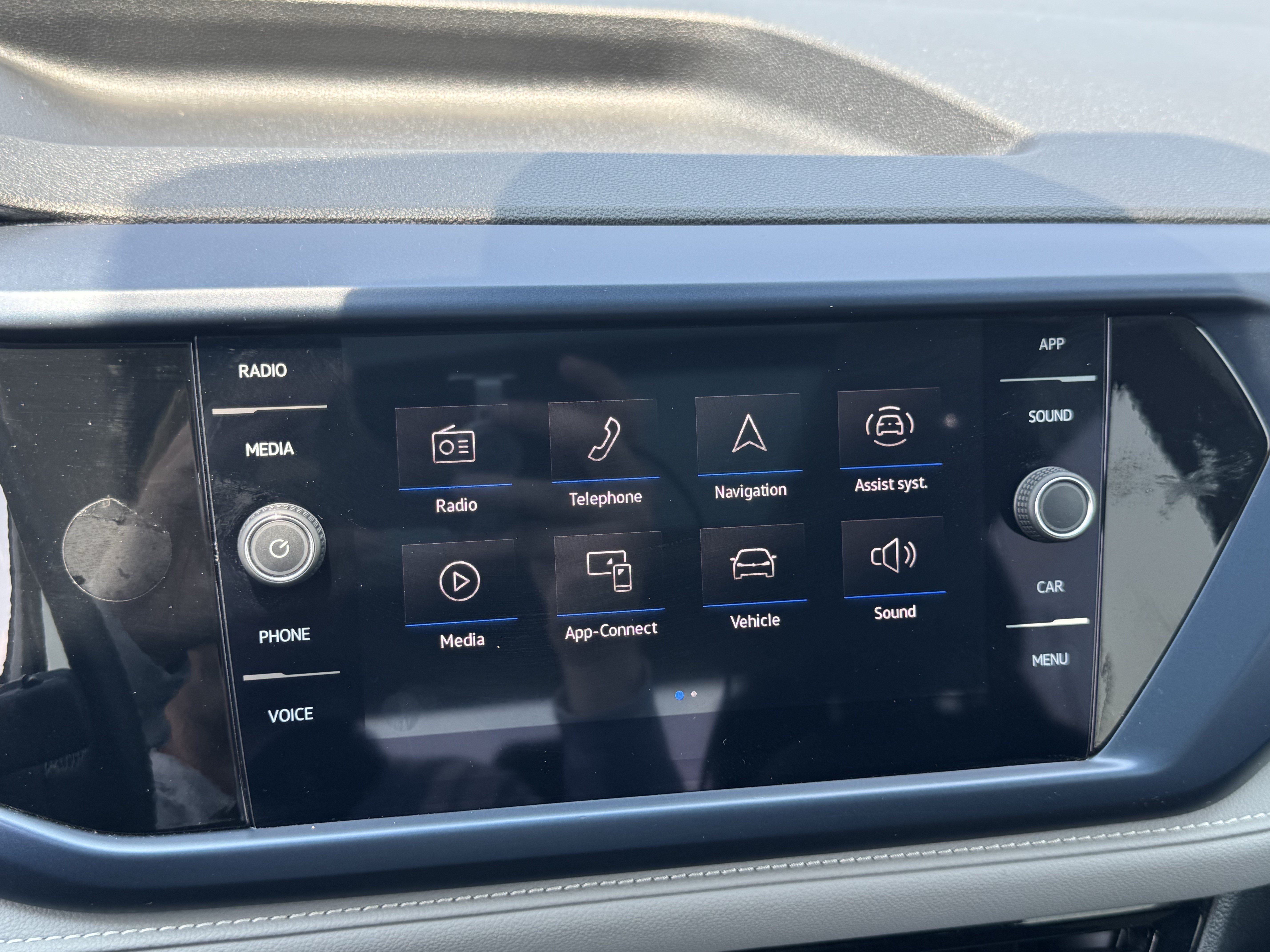 Used 2024 Volkswagen Taos SE AWD/4WD image 28