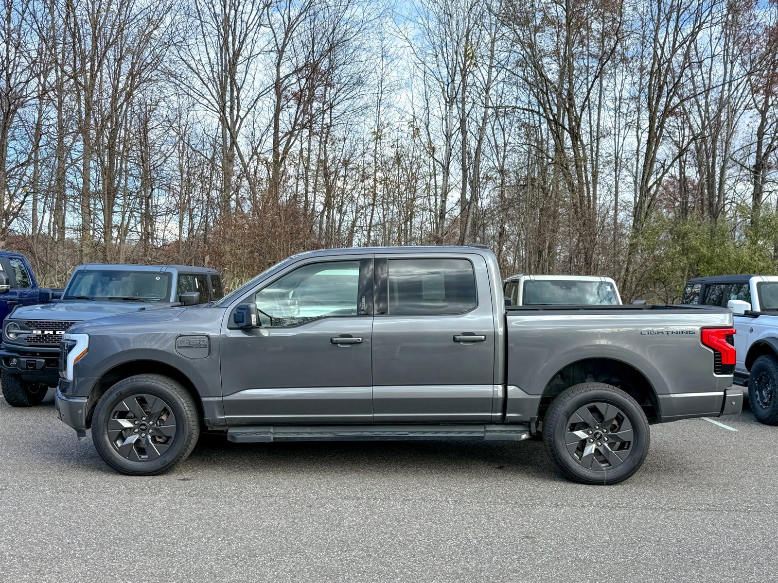 Certified 2022 Ford F150 Lightning Lariat image 6
