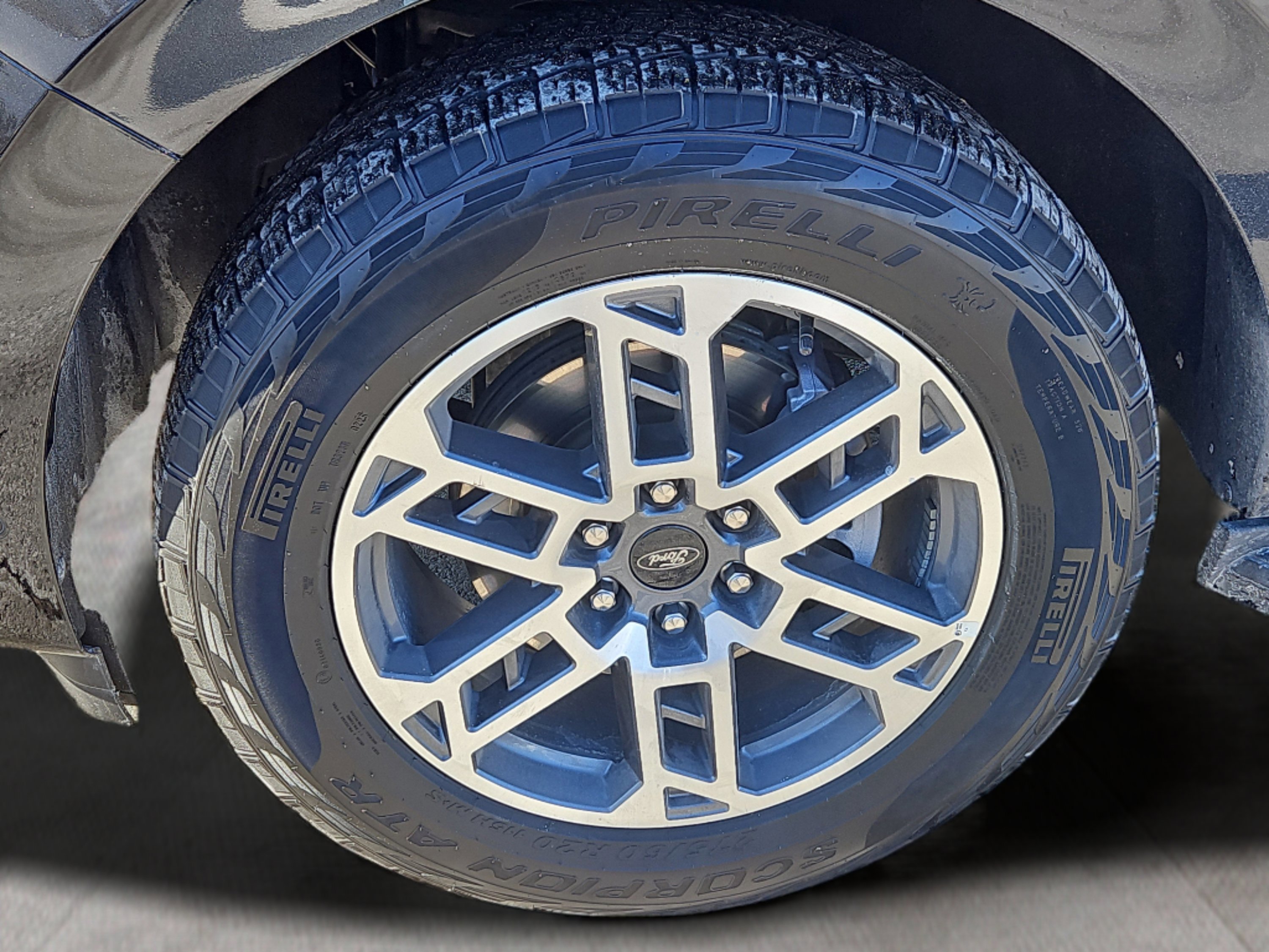 Certified 2025 Ford Expedition Active image 32