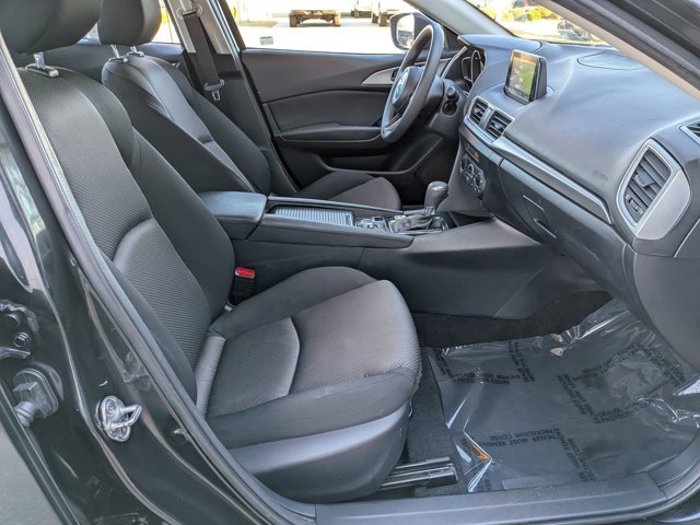 Used 2018 MAZDA MAZDA3 Sport image 38