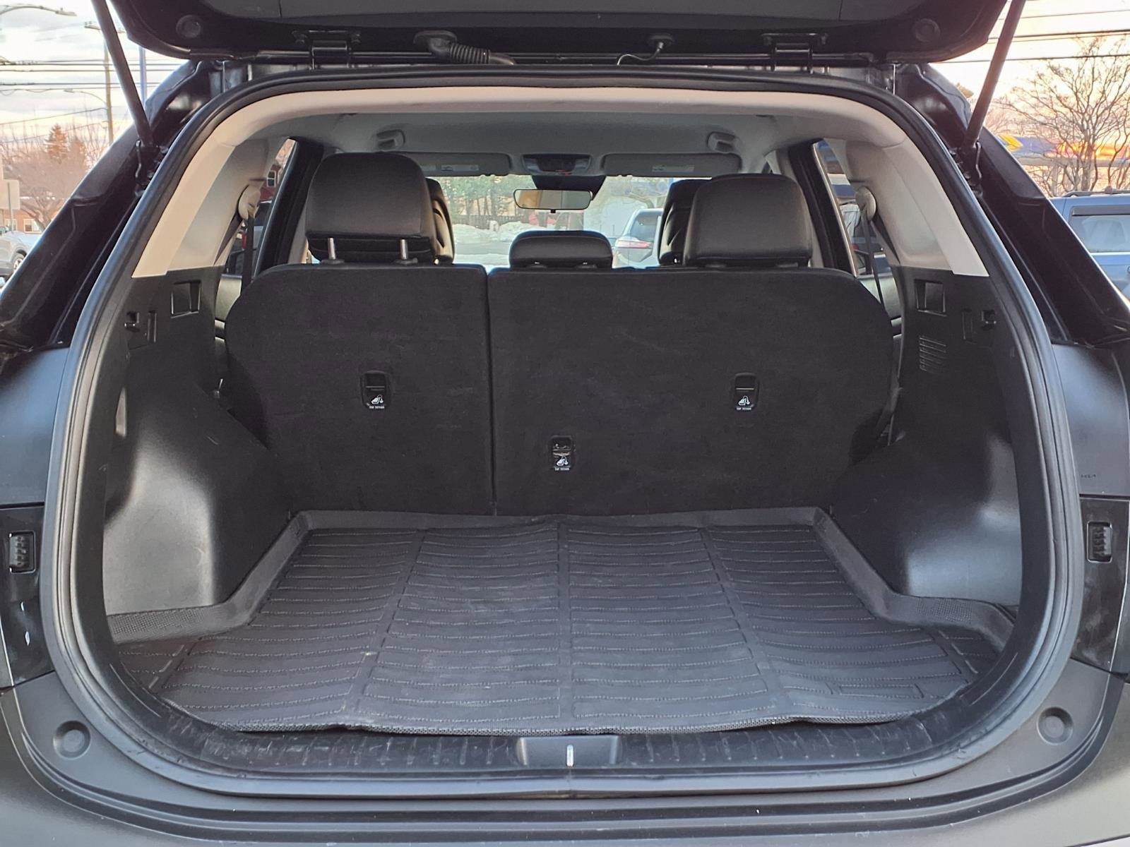 Used 2023 Kia Sportage EX image 15