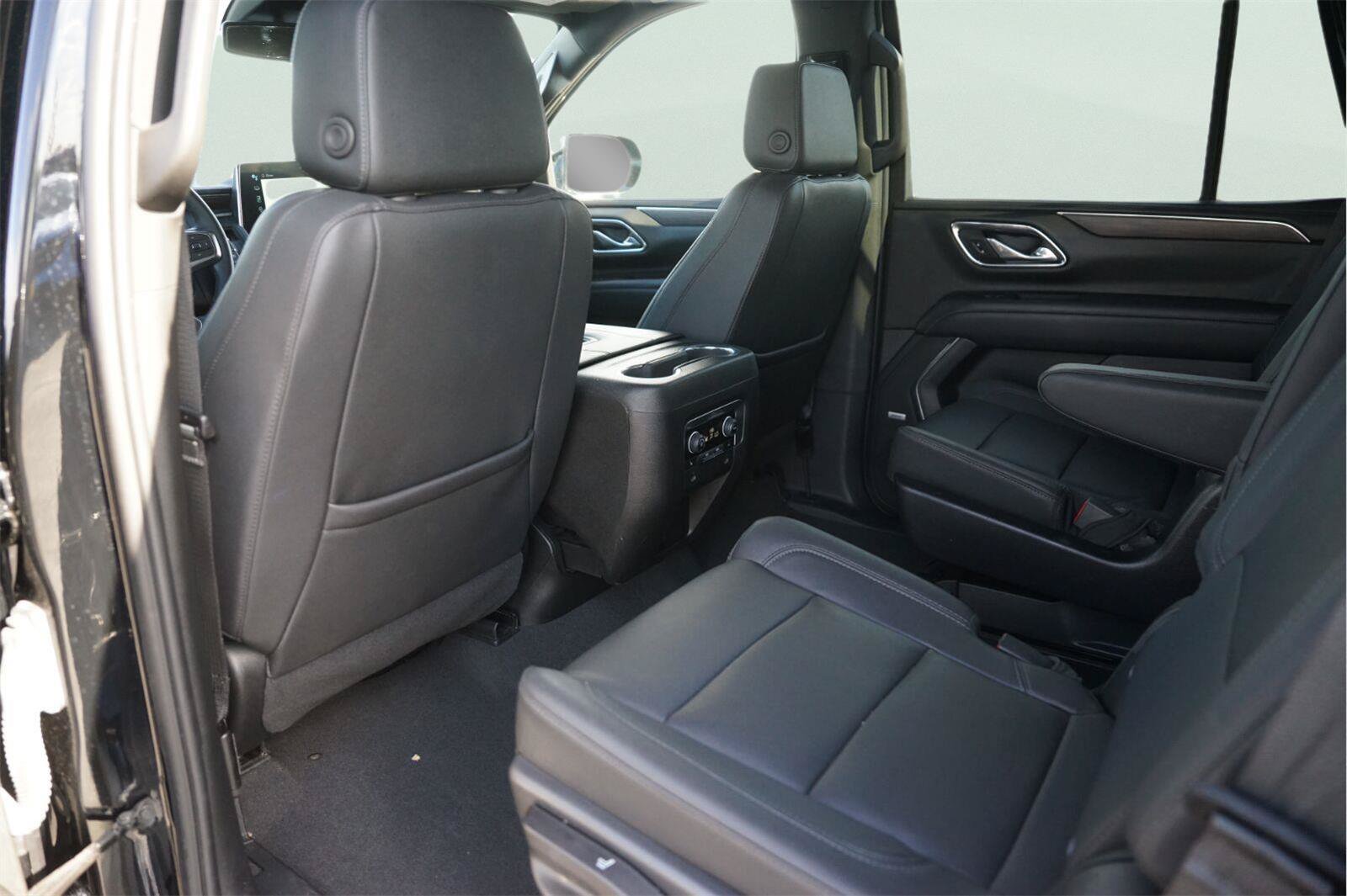 Used 2023 Chevrolet Tahoe LT w/ LT Signature Plus Package RWD image 12