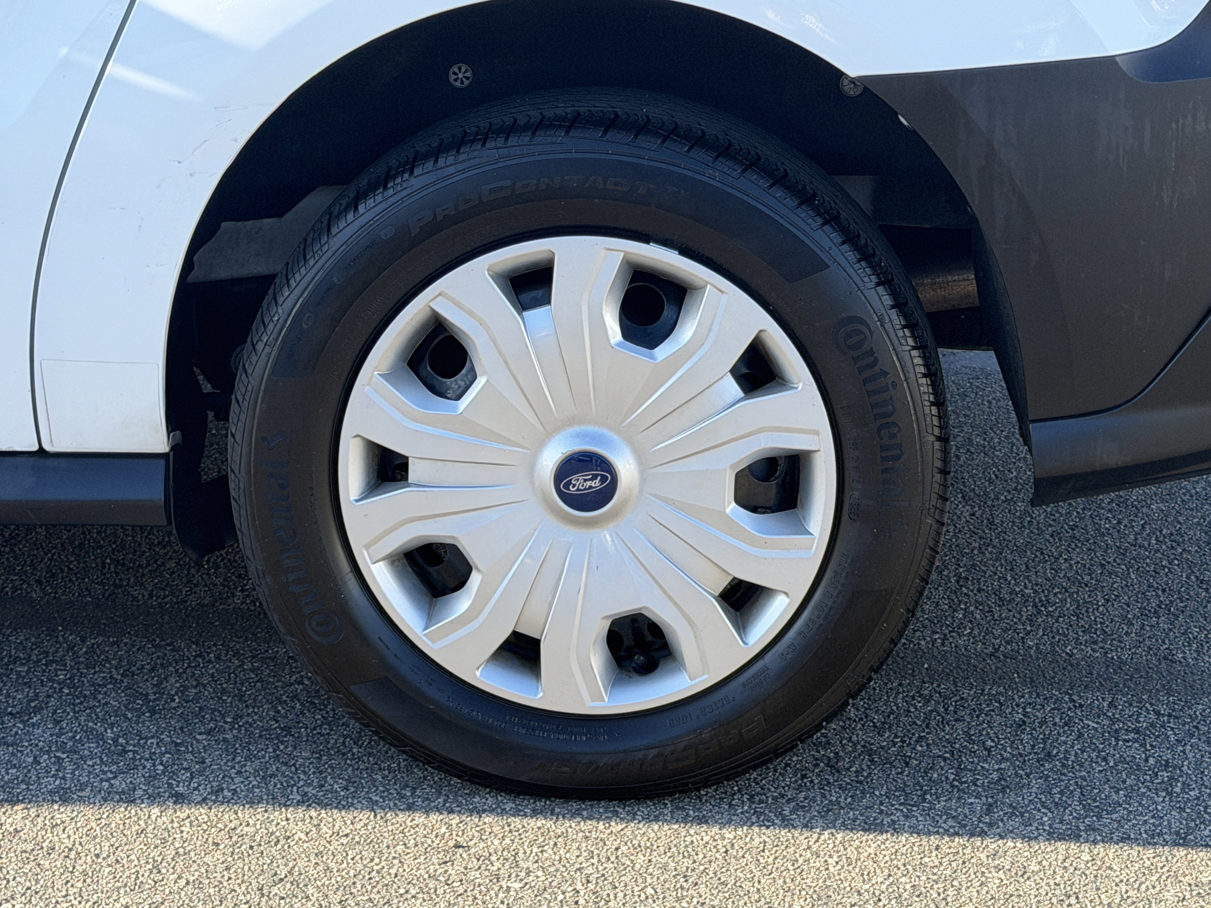 Certified 2022 Ford Transit Connect XL image 12