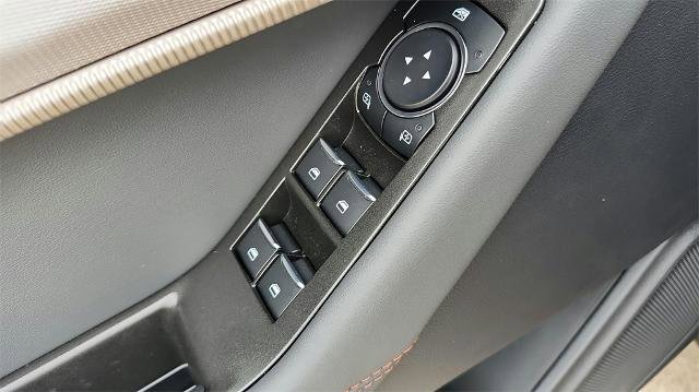 Certified 2025 Ford Explorer Active w/ Active Comfort Package image 18