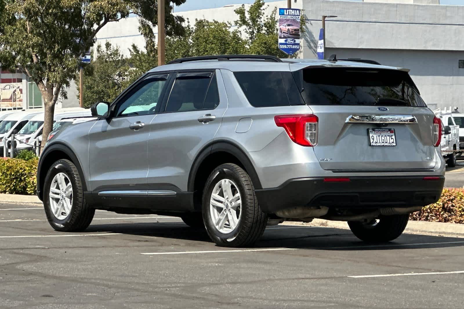Certified 2023 Ford Explorer XLT AWD/4WD image 7