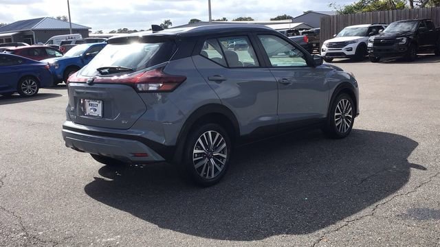 Used 2024 Nissan Kicks SV image 5