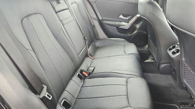 Used 2025 Mercedes-Benz CLA 250 image 34