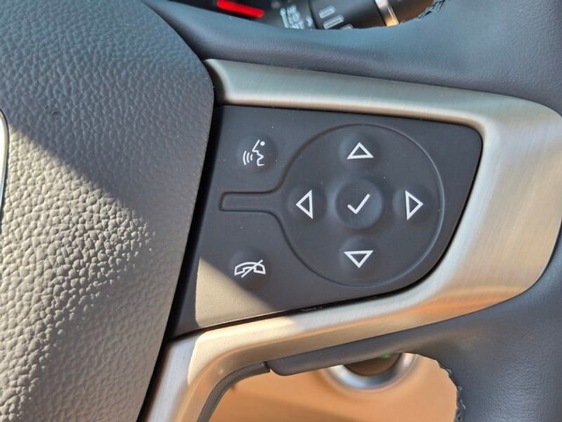 Used 2023 GMC Terrain Denali w/ Denali Premium Package image 27