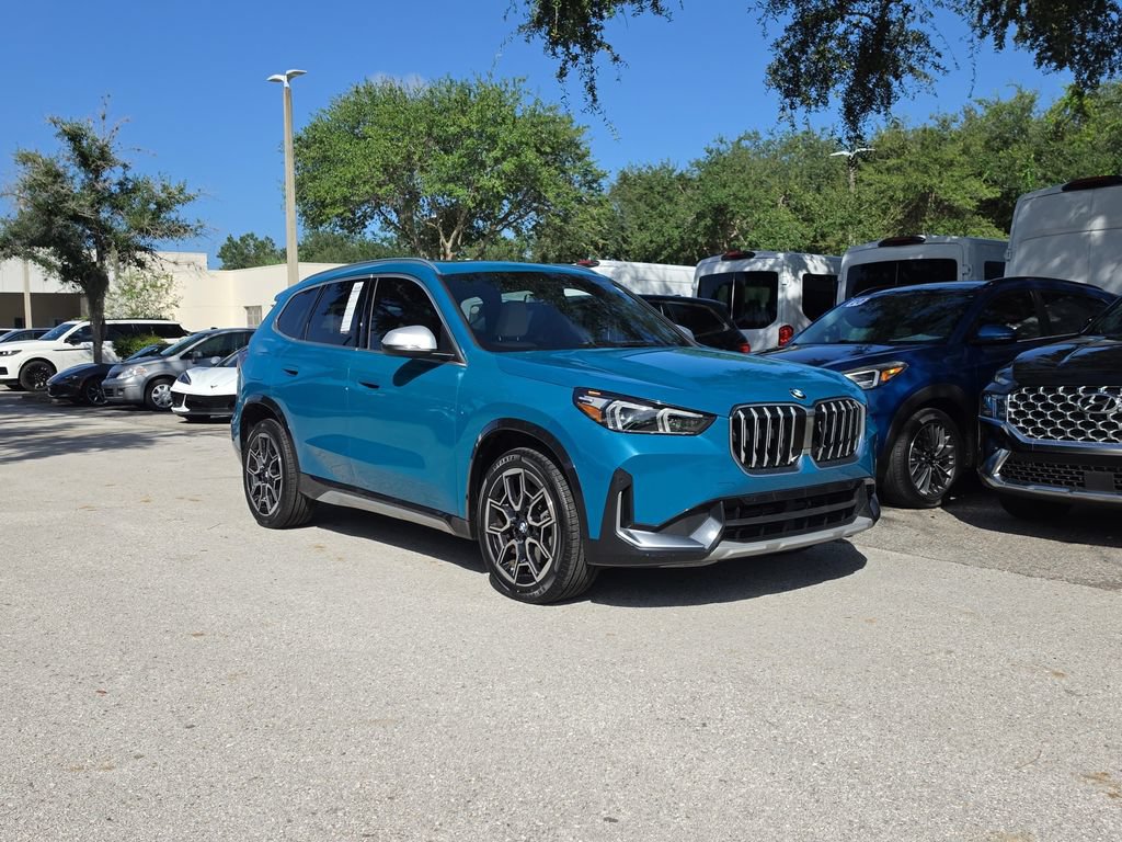 Used 2023 BMW X1 xDrive28i w/ Convenience Package AWD/4WD image 2