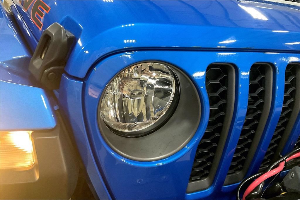 Used 2022 Jeep Gladiator Mojave w/ Cold Weather Group AWD/4WD image 26