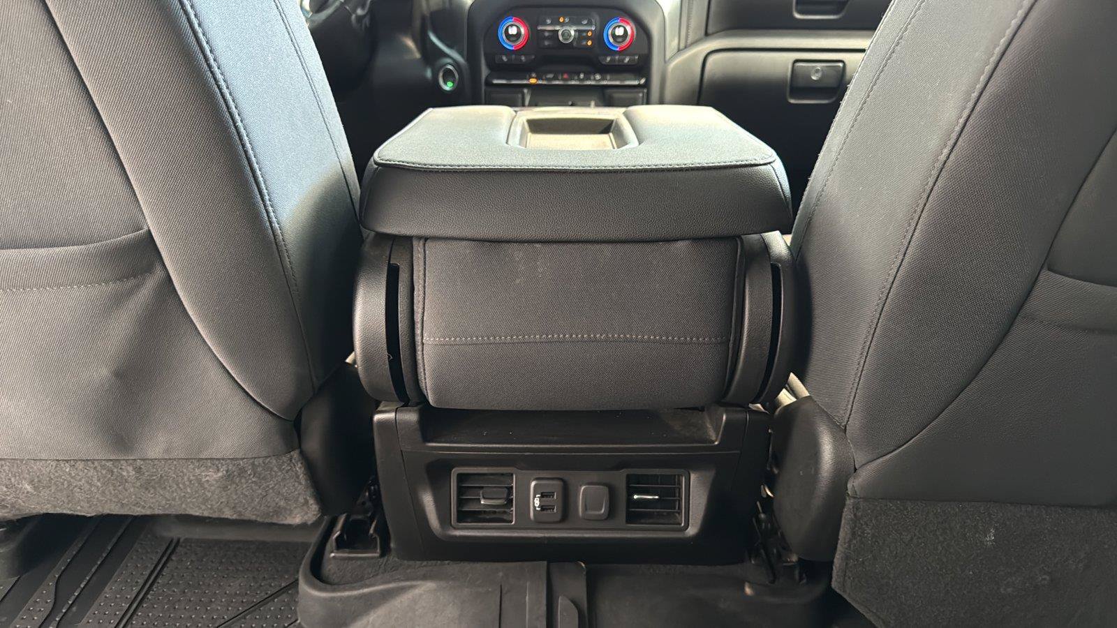 Used 2019 Chevrolet Silverado 1500 LT w/ All-Star Edition AWD/4WD image 27
