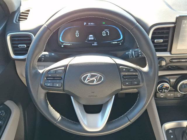 Used 2024 Hyundai Venue SEL FWD image 22