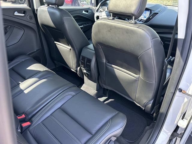 Certified 2019 Ford Escape Titanium AWD/4WD image 24