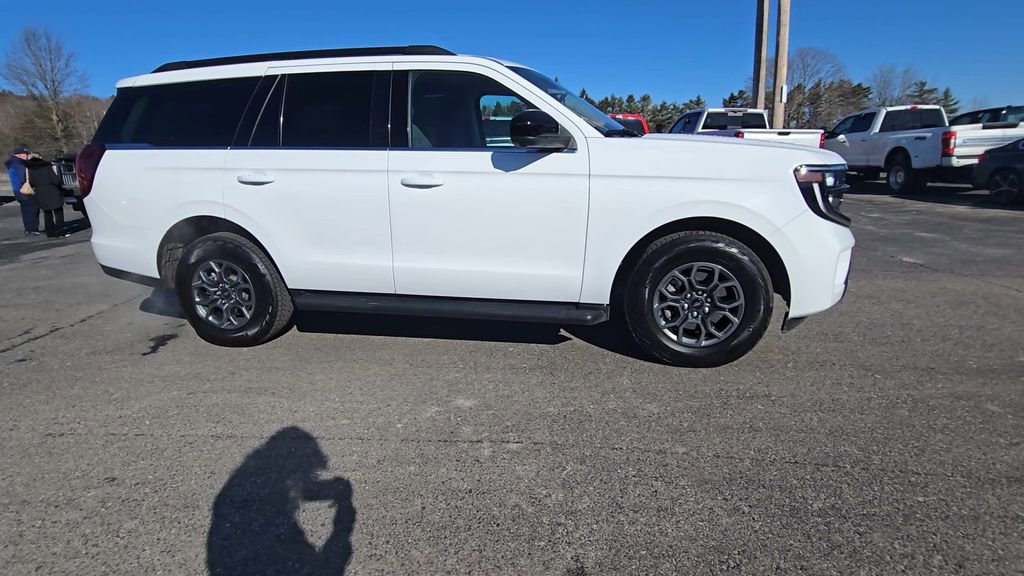 Certified 2025 Ford Expedition Active AWD/4WD image 20