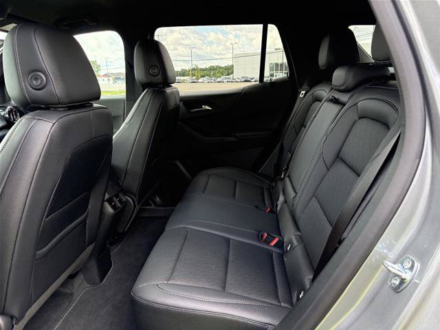 Used 2026 Chevrolet Equinox LT w/ Convenience Package II FWD image 25
