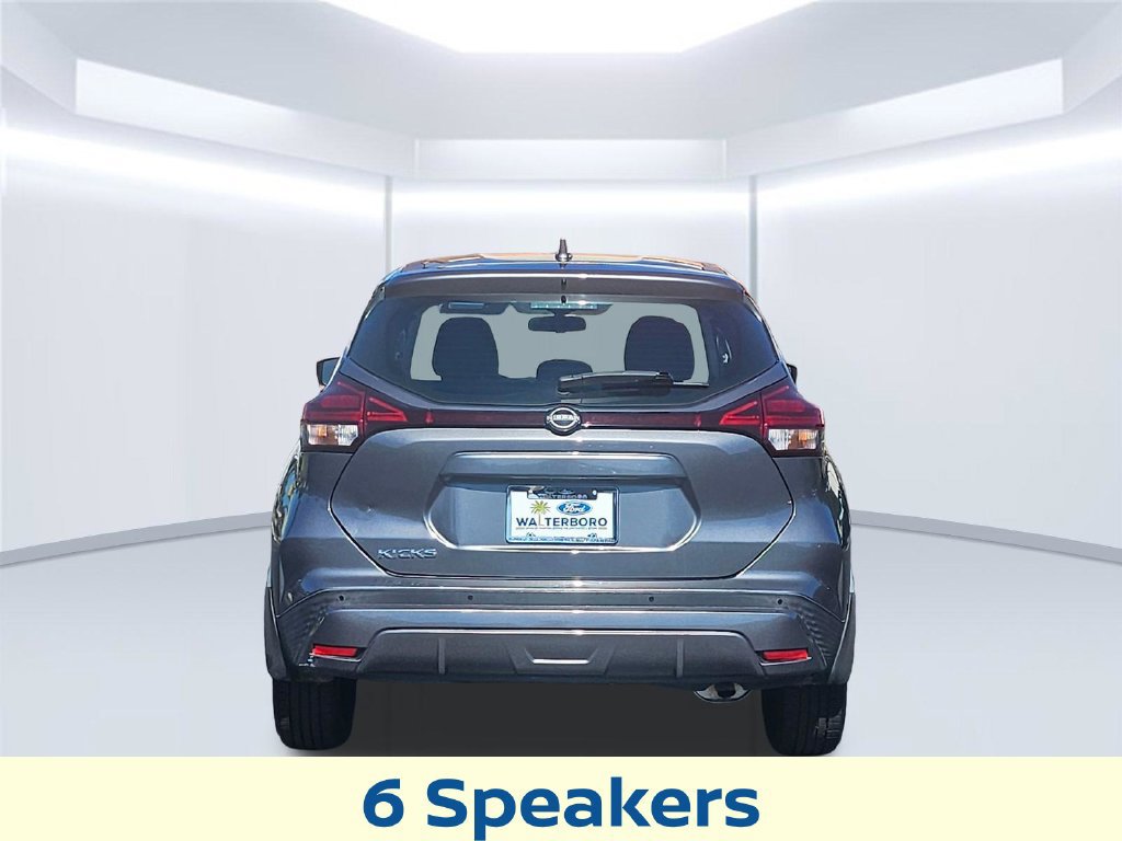Used 2022 Nissan Kicks S FWD image 19