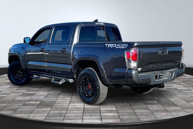 Used 2022 Toyota Tacoma TRD Sport w/ Technology Package image 4