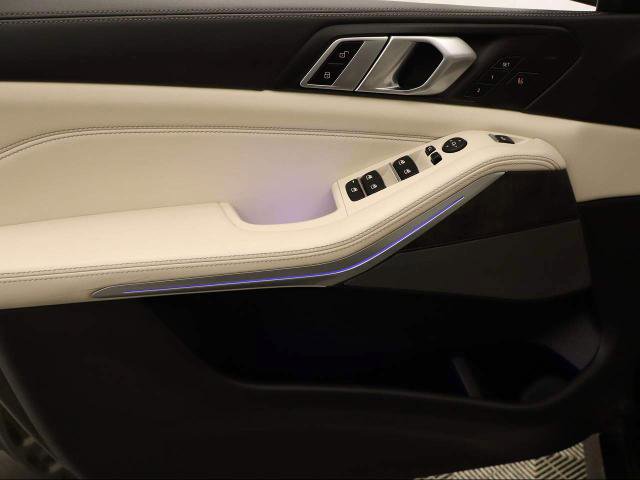 Used 2024 BMW X5 xDrive40i w/ M Sport Package image 21