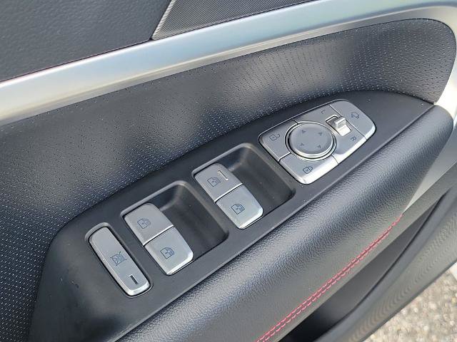 Used 2024 Genesis G70 2.5T w/ Sport Prestige Package RWD image 22