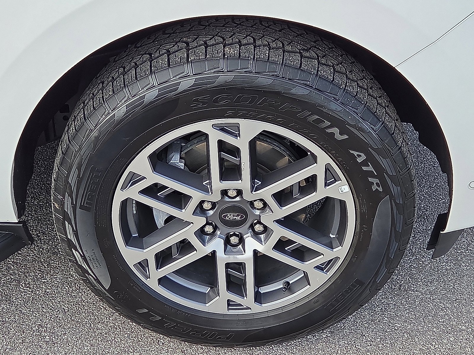 Certified 2025 Ford Expedition Active image 7