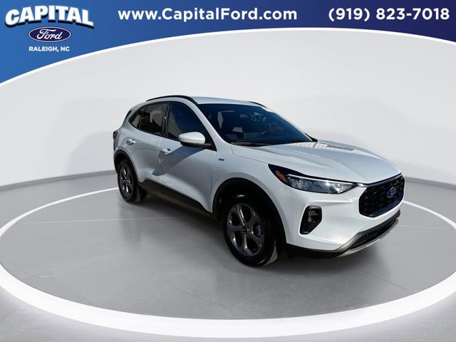 Certified 2025 Ford Escape ST-Line Elite w/ Tech Pack #1 image 2