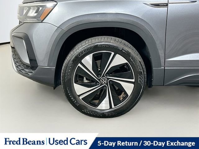 Used 2023 Volkswagen Taos SE AWD/4WD image 33