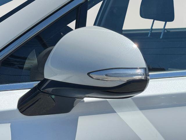 Used 2022 Hyundai Santa Fe Blue AWD/4WD image 26