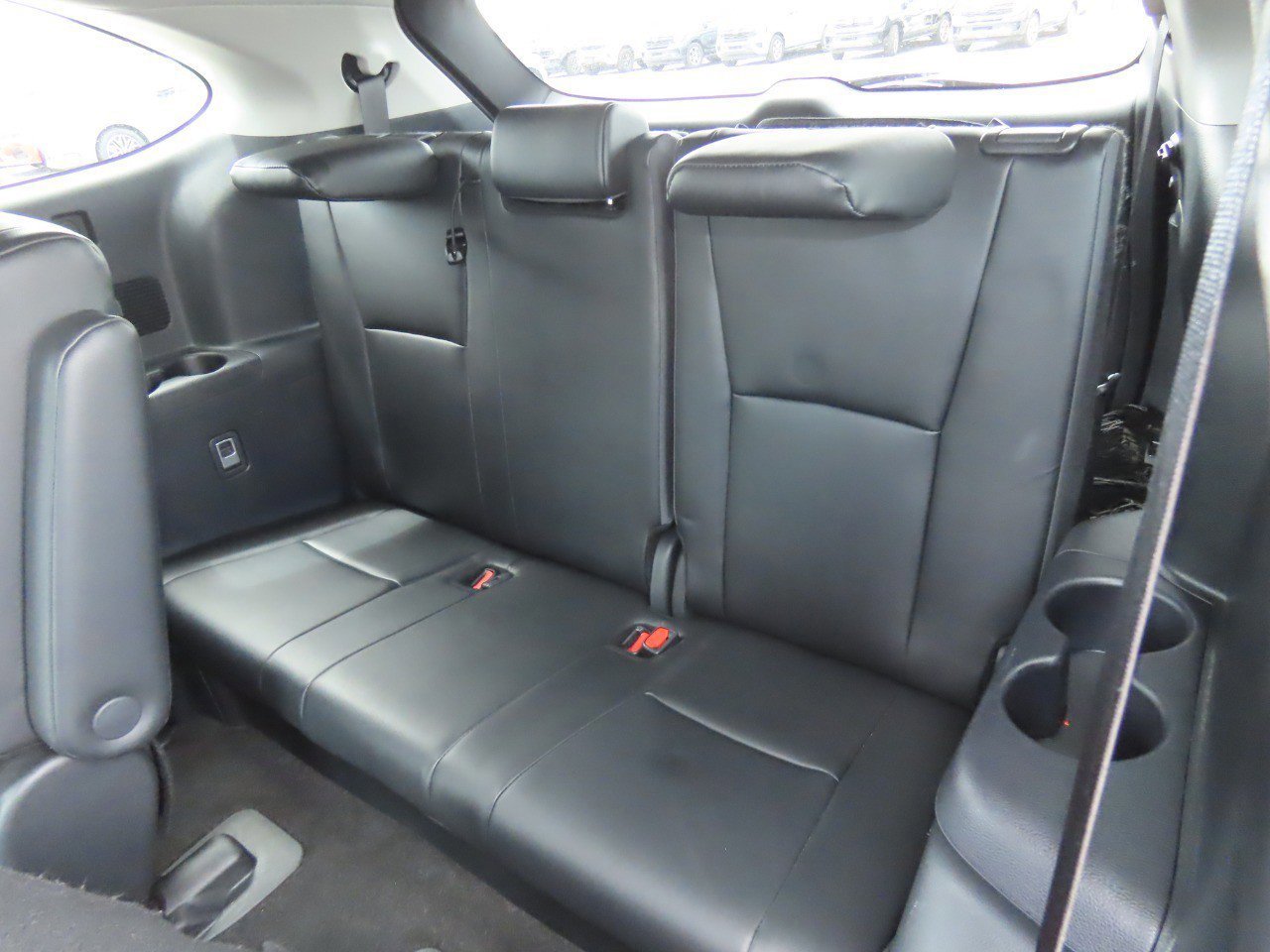 Used 2024 Toyota Highlander XLE FWD image 20