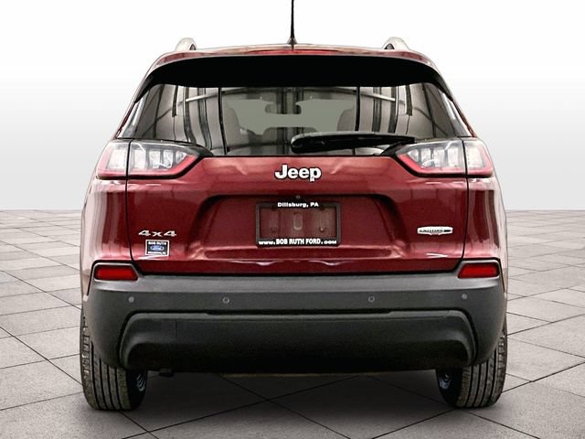 Used 2019 Jeep Cherokee Latitude Plus AWD/4WD image 4