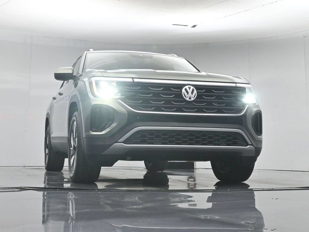 Used 2026 Volkswagen Atlas Cross Sport SE FWD image 49