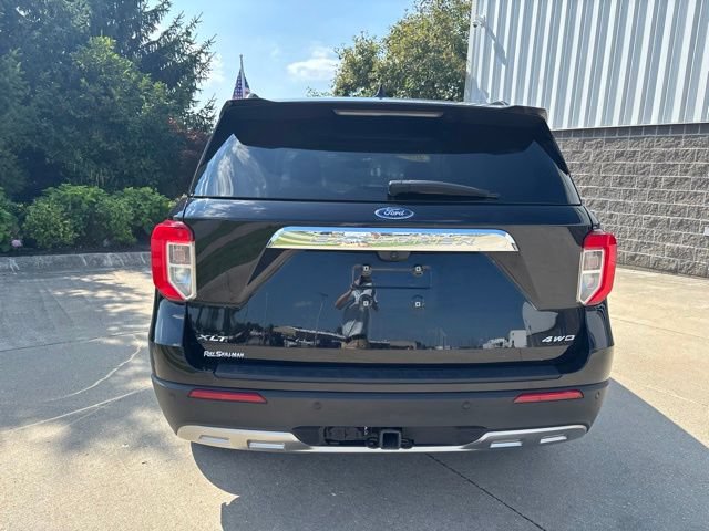 Certified 2023 Ford Explorer XLT w/ Equipment Group 202A AWD/4WD image 8