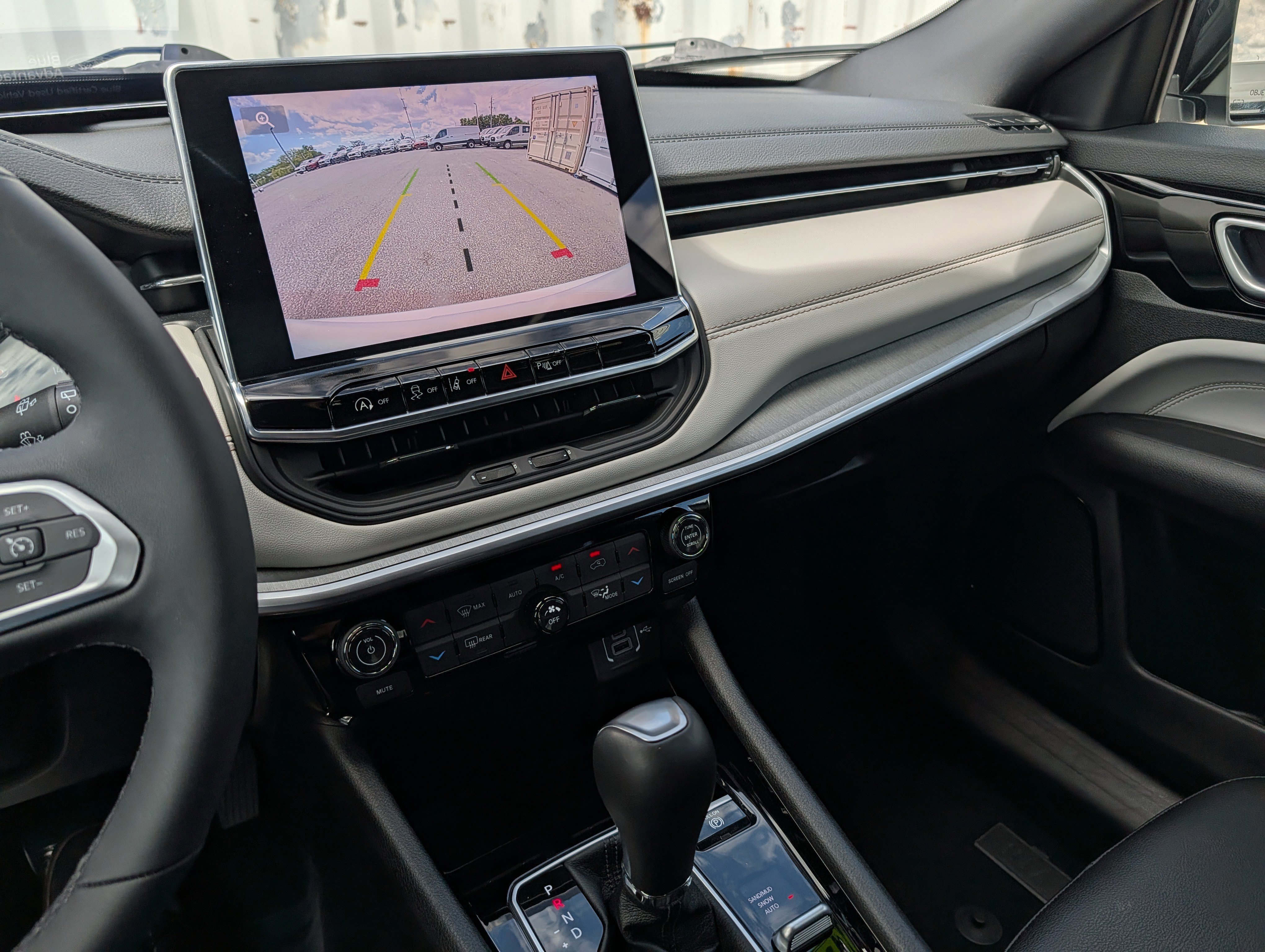 Used 2026 Jeep Compass Limited image 30