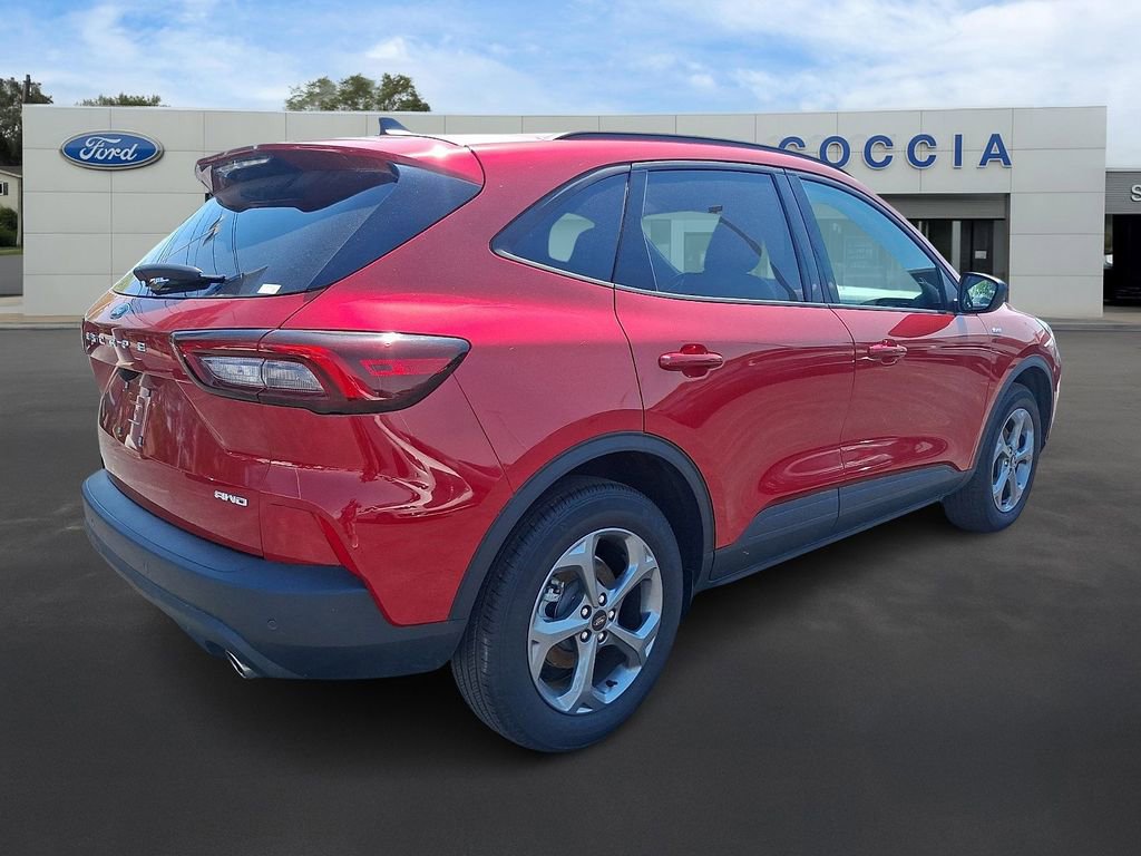 Certified 2025 Ford Escape ST-Line w/ Tech Pack #1 AWD/4WD image 4