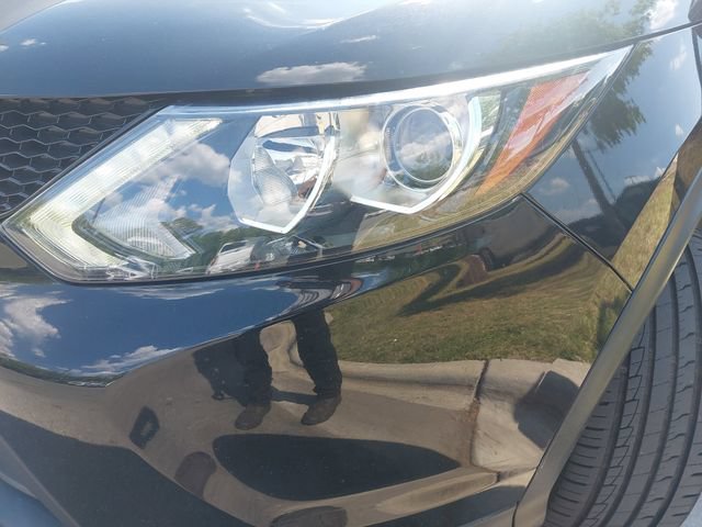 Used 2017 Nissan Rogue Sport SL AWD/4WD image 29