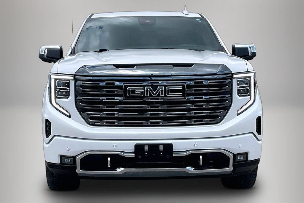 Used 2024 GMC Sierra 1500 Denali Ultimate AWD/4WD image 3