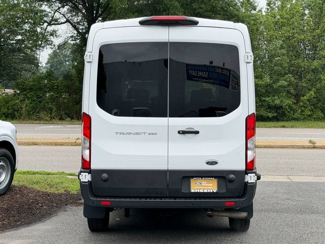Certified 2023 Ford Transit 250 Medium Roof RWD image 8
